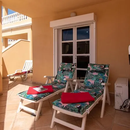 Amazing 2 Bedroom Location * Costa Adeje (Tenerife)