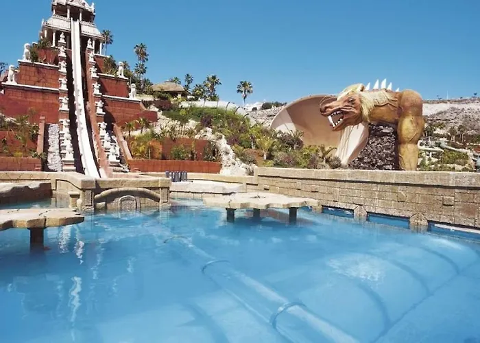 דירה Amazing 2 Bedroom Location אדחה